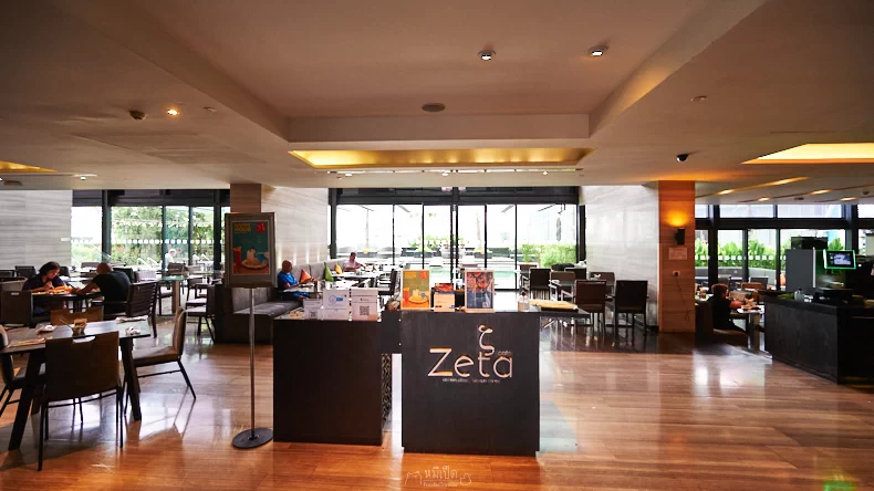 Zeta Cafe Holiday Inn Bangkok Sukhumvit