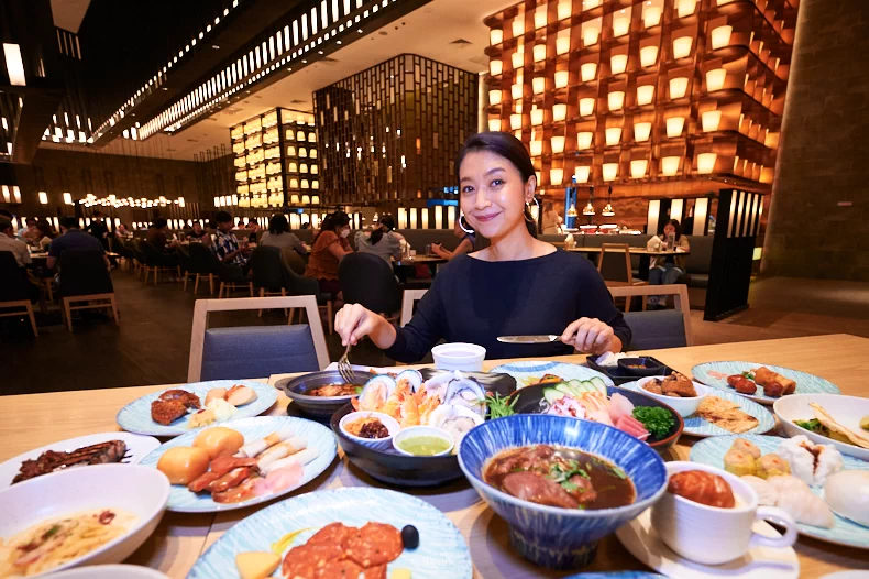 A Review of the Great Harbour International Buffet at ICONSIAM